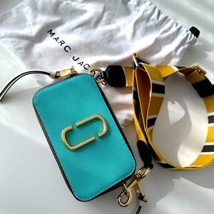MARC JACOBS Snapshot Leather Crossbody Bag